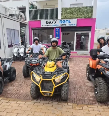 Alquilar una scooter en Ibiza